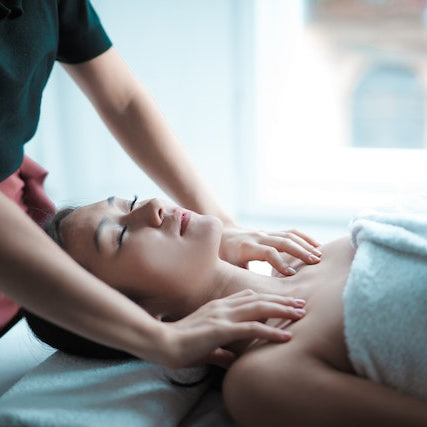 All you need to know about Himalayan Salt Stone Massage